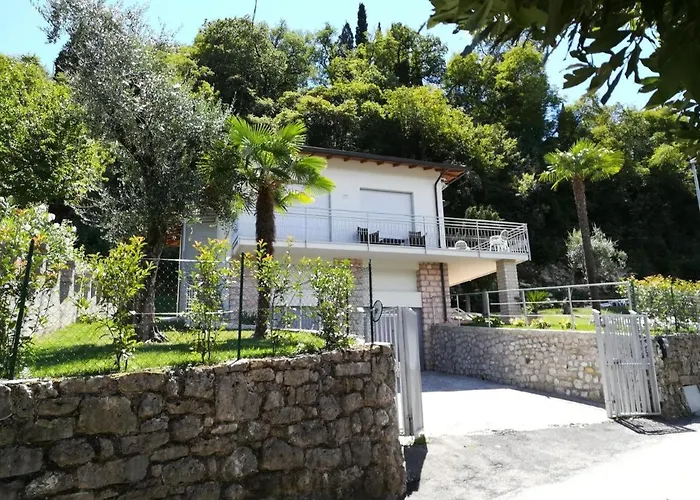 La Svolta Holidays Дом отдыха