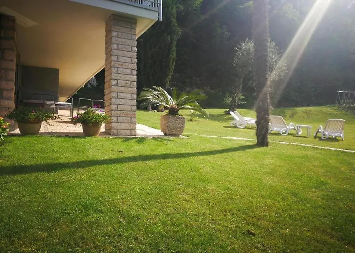 La Svolta Holidays Дом отдыха *